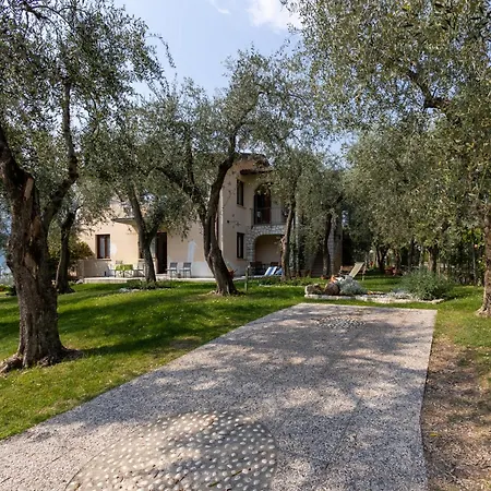 Casa Lombardi 말세진느